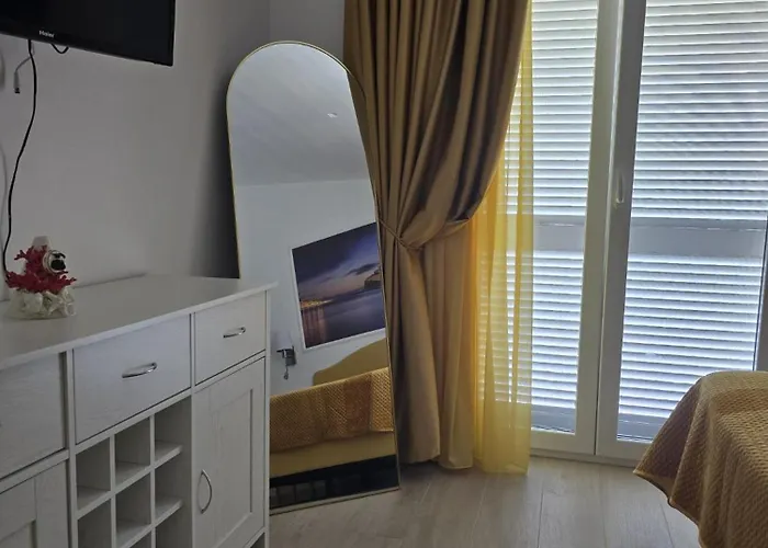 بيت للعطل Il Giardino Delle Rose ايسكيا